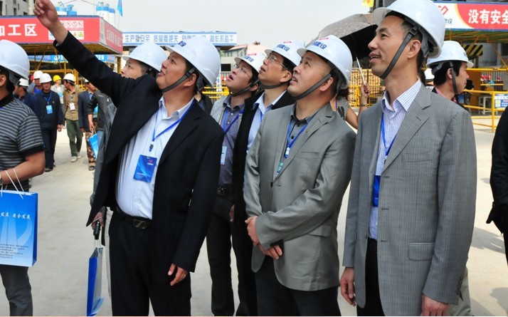 2012年青海省安全質(zhì)量標(biāo)準(zhǔn)化工程示范工地現(xiàn)場(chǎng)觀摩會(huì)